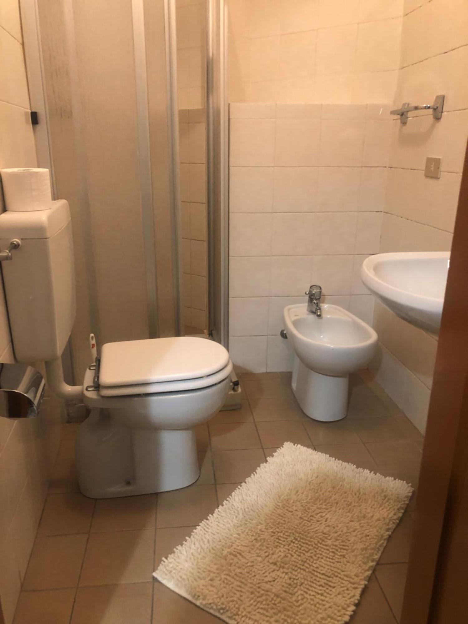 Hotel La Voglia Villanova sull'Arda Esterno foto